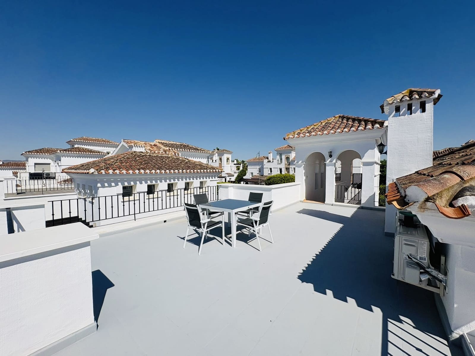 2 bedroom Villa for sale in La Torre Golf Resort with pool garage - € 294,999 (Ref: 10108652)