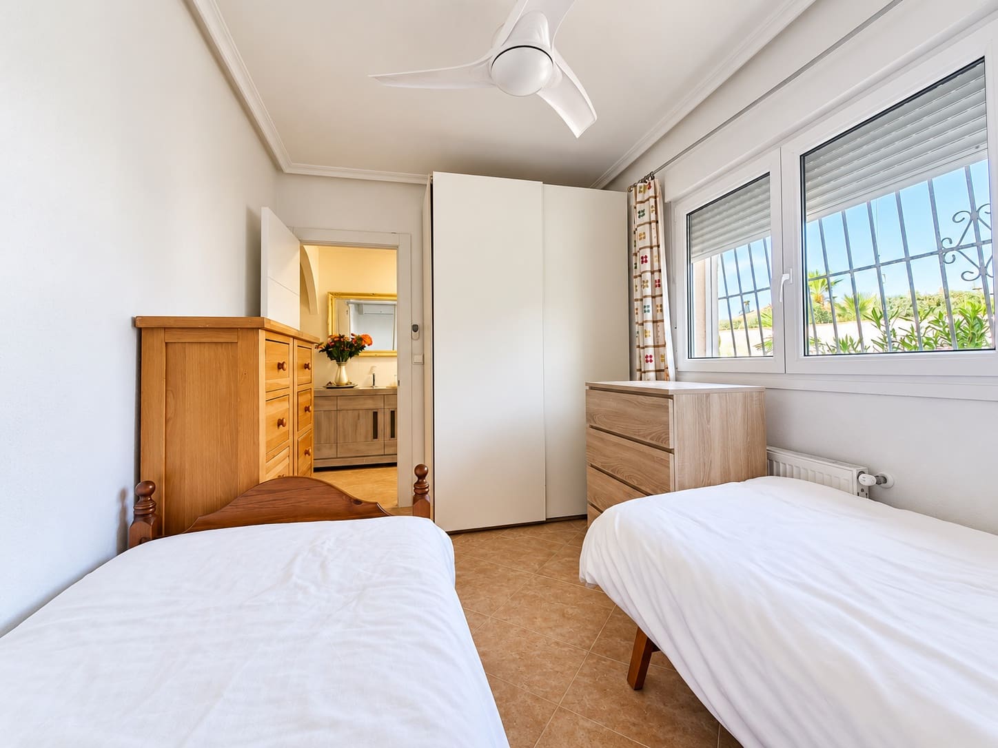 4 sovrum Villa till salu i Gea y Truyols med pool - 450 000 € (Ref: 10135576)