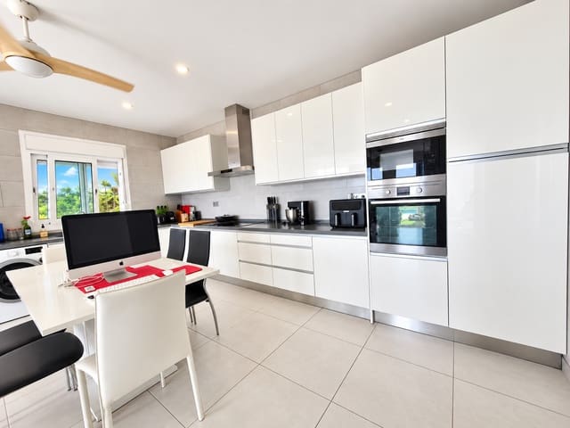 4 sovrum Villa till salu i Gea y Truyols, Murcia stad med pool - 450 000 € (Ref: 10135576)