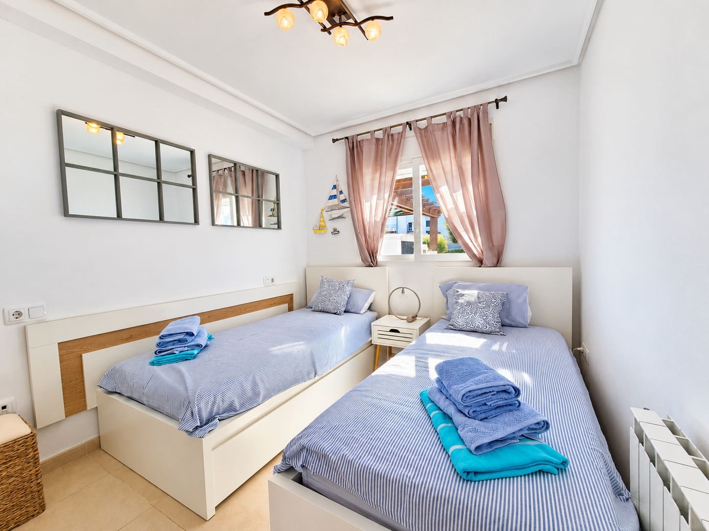 2 quarto Casa em Banda para venda em La Torre Golf Resort com piscina garagem - 265 000 € (Ref: 10144900)