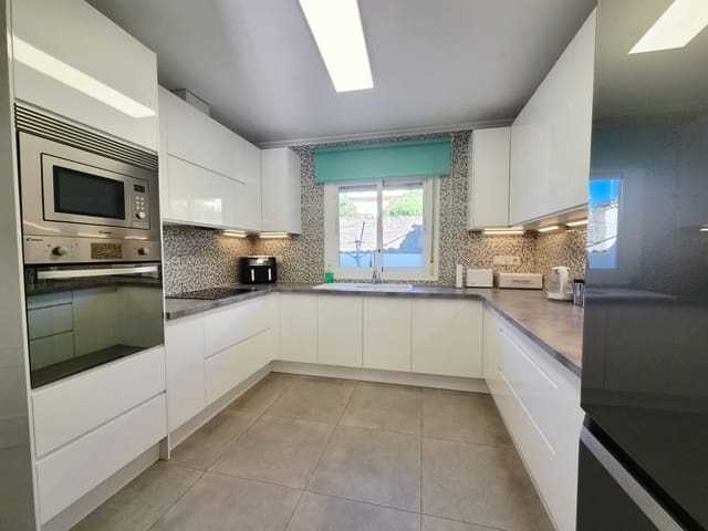 4 soveværelse Villa til salg i Gea y Truyols, Murcia by med swimmingpool - € 340.000 (Ref: 10168114)