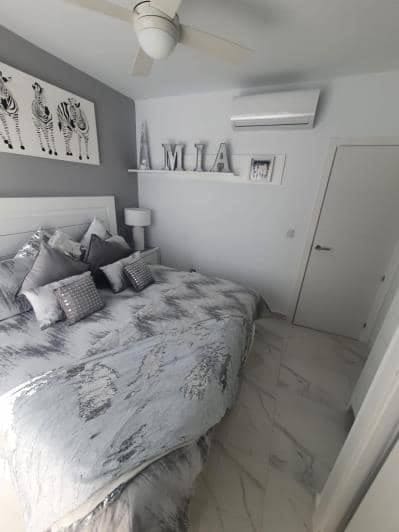 4 slaapkamer Villa te koop in Los Alcazares met zwembad garage - € 468.000 (Ref: 8602459)