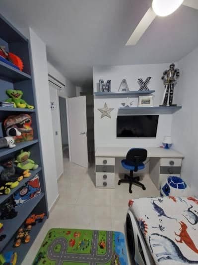 4 slaapkamer Villa te koop in Los Alcazares met zwembad garage - € 468.000 (Ref: 8602459)
