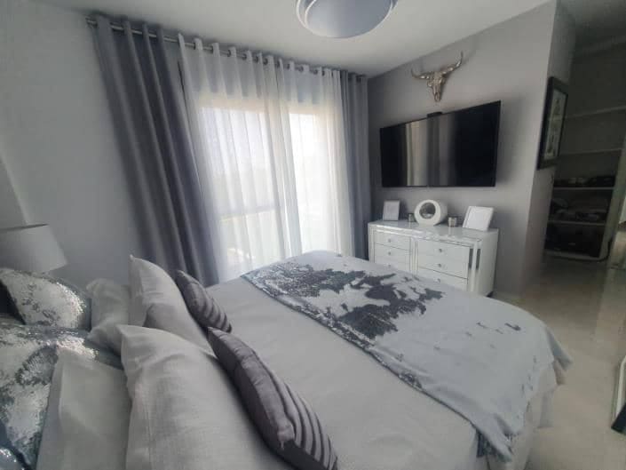 4 slaapkamer Villa te koop in Los Alcazares met zwembad garage - € 468.000 (Ref: 8602459)