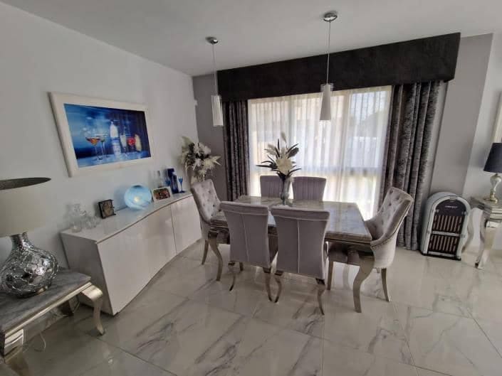 4 slaapkamer Villa te koop in Los Alcazares met zwembad garage - € 468.000 (Ref: 8602459)