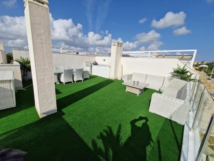 4 slaapkamer Villa te koop in Los Alcazares met zwembad garage - € 468.000 (Ref: 8602459)