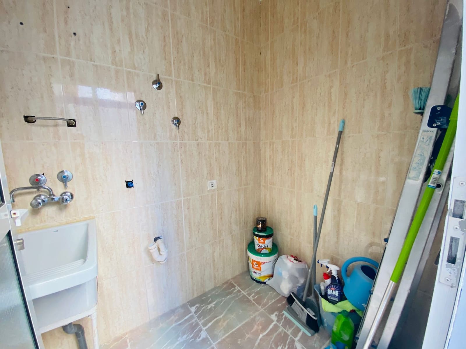 3 slaapkamer Villa te koop in Roldan - € 159.000 (Ref: 9019781)