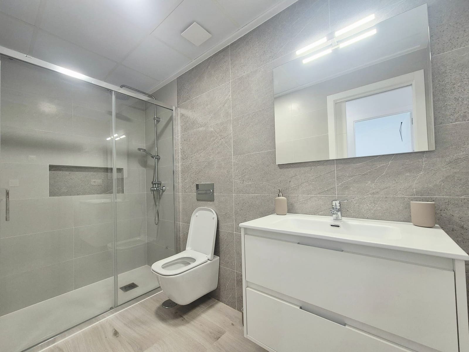 3 sovrum Villa till salu i Avileses med pool garage - 259 950 € (Ref: 9019782)