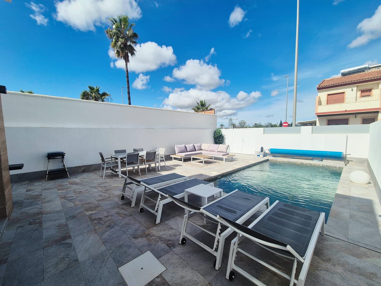 3 bedroom Villa for sale in Avileses with pool garage - € 259,950 (Ref: 9019782)