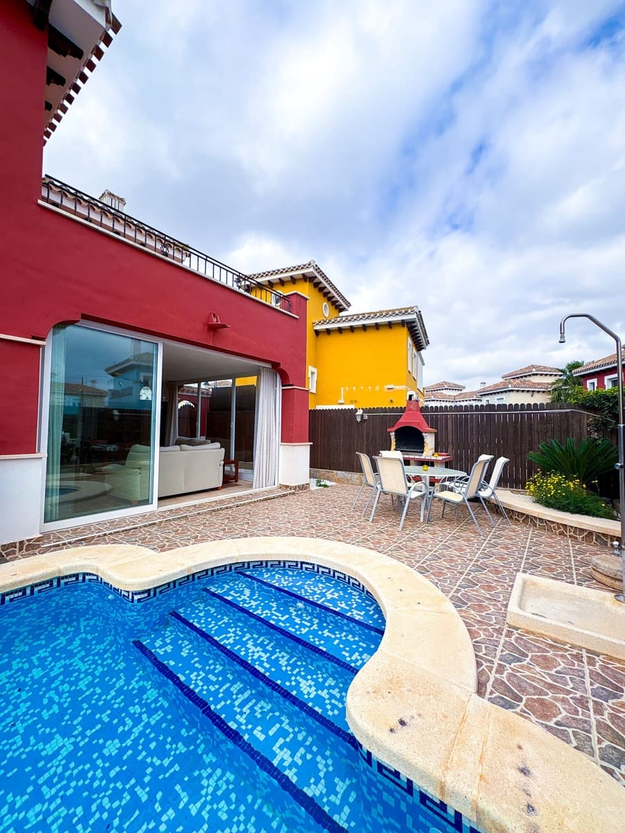 3 bedroom Villa for sale in Torre-Pacheco - € 335,000 (Ref: 9029987)