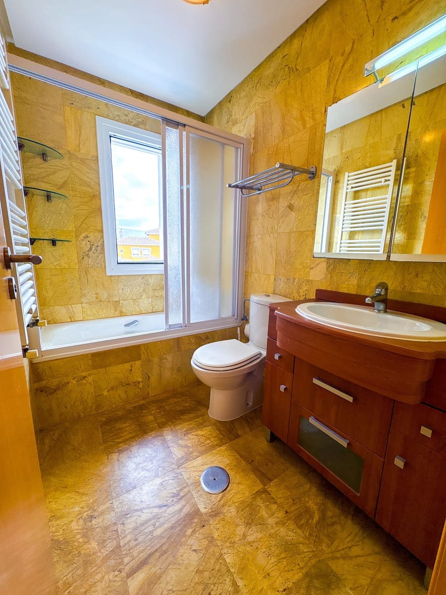 3 bedroom Villa for sale in Torre-Pacheco - € 335,000 (Ref: 9029987)