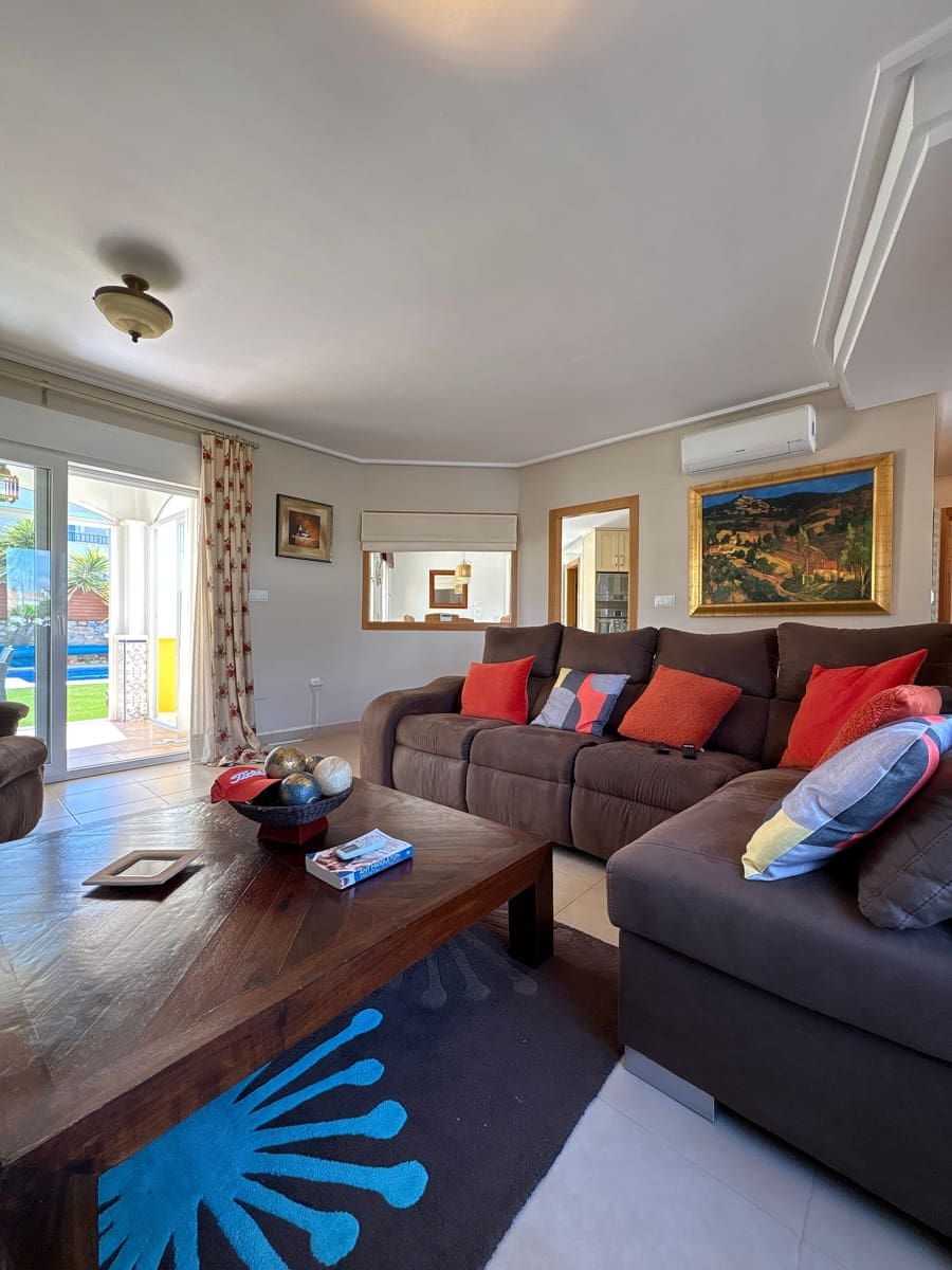 4 bedroom Villa for sale in Torre-Pacheco - € 495,000 (Ref: 9029989)