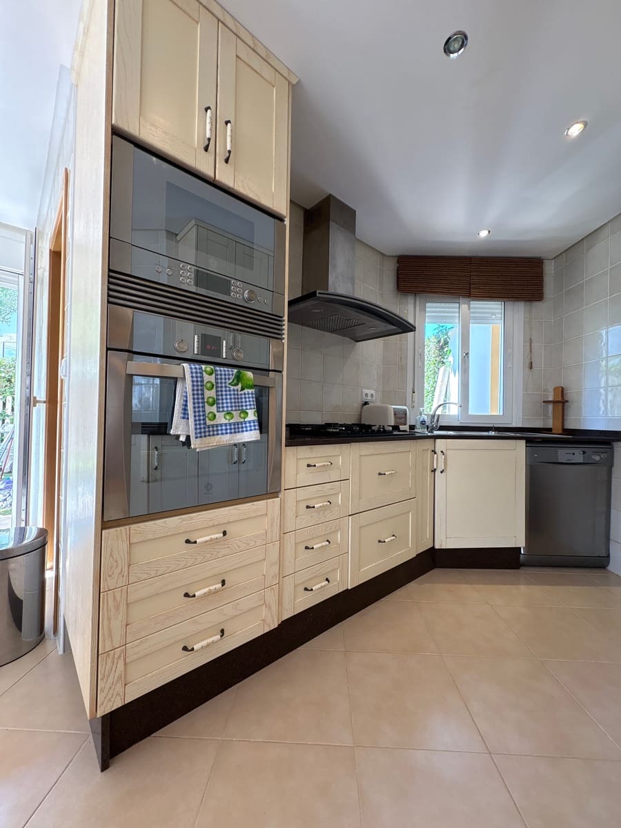 4 bedroom Villa for sale in Torre-Pacheco - € 495,000 (Ref: 9029989)