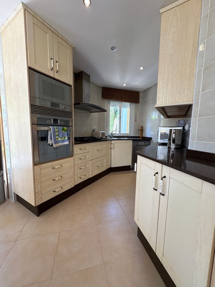 4 bedroom Villa for sale in Torre-Pacheco - € 495,000 (Ref: 9029989)