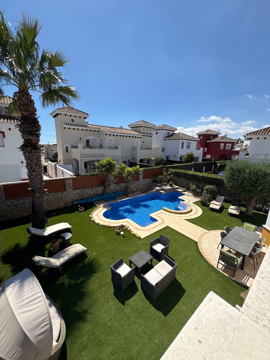 4 bedroom Villa for sale in Torre-Pacheco - € 495,000 (Ref: 9029989)