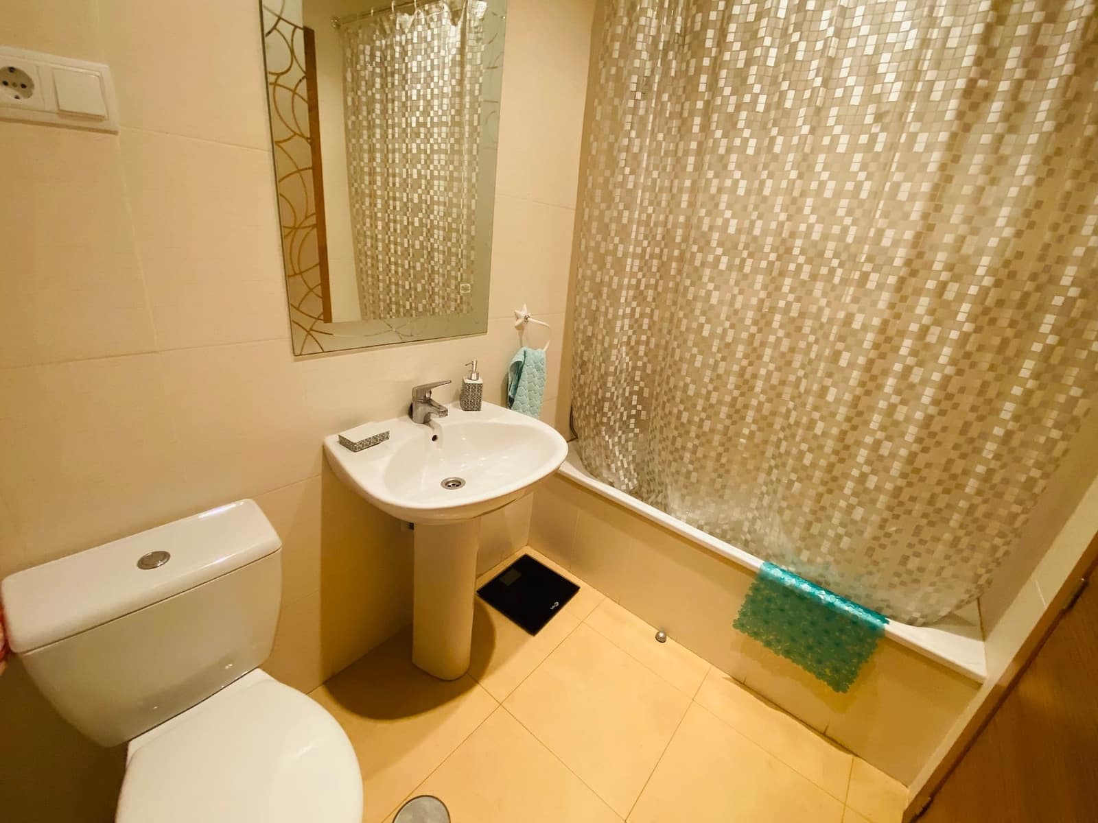 2 soveværelse Lejlighed til salg i Roldan med swimmingpool garage - € 119.999 (Ref: 9074835)