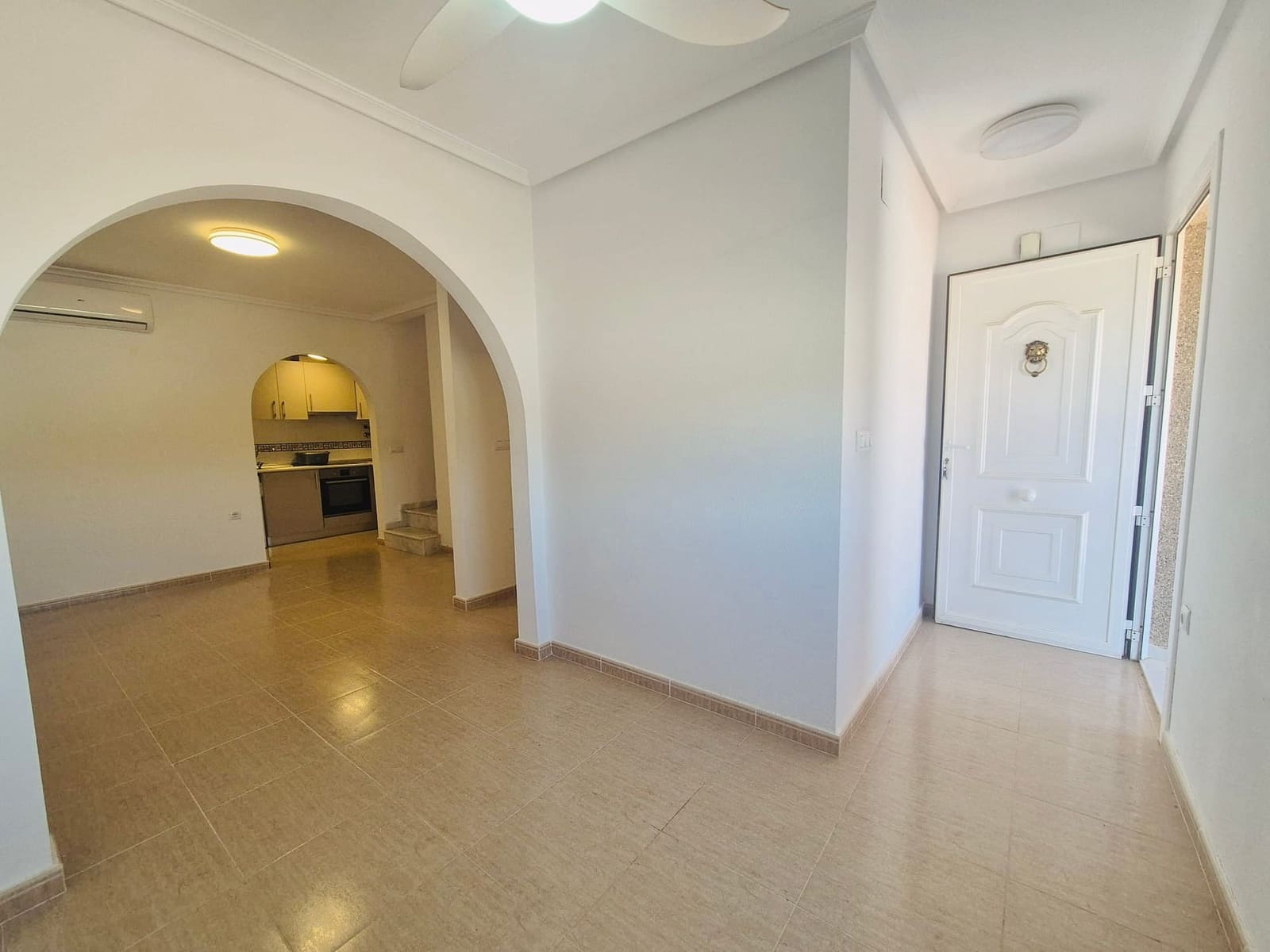 2 soveværelse Byhus til salg i Avileses med swimmingpool garage - € 109.999 (Ref: 9095025)