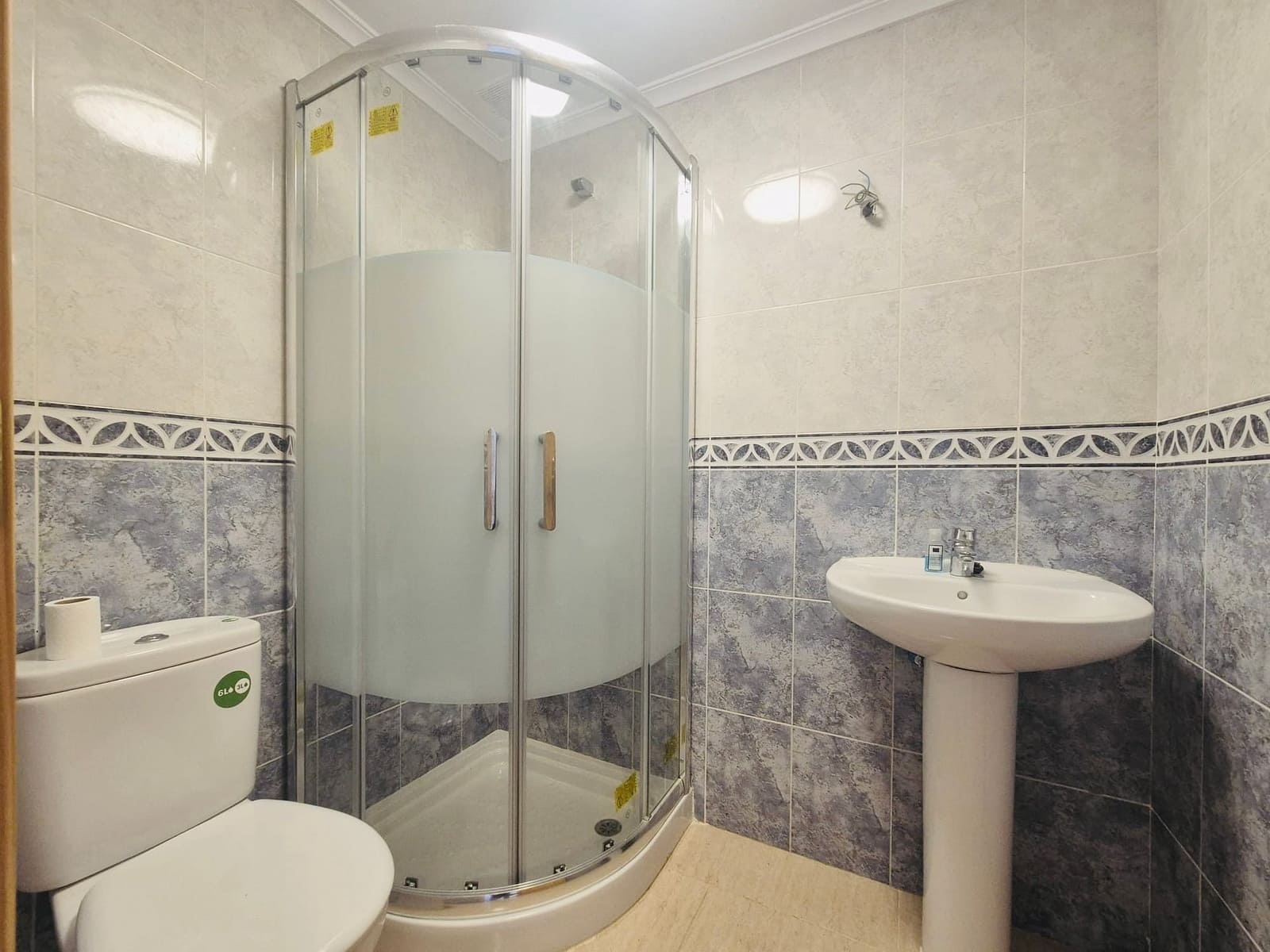 2 soveværelse Byhus til salg i Avileses med swimmingpool garage - € 109.999 (Ref: 9095025)