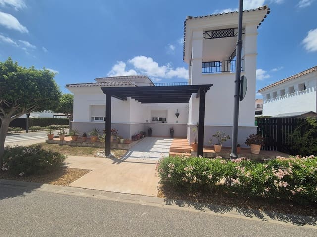 3 bedroom Villa for sale in La Torre Golf Resort, Torre-Pacheco with pool - € 349,999 (Ref: 9153594)