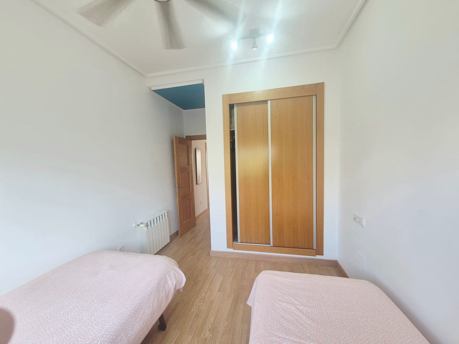 2 sovrum Villa till salu i Roldan med pool garage - 249 999 € (Ref: 9168312)