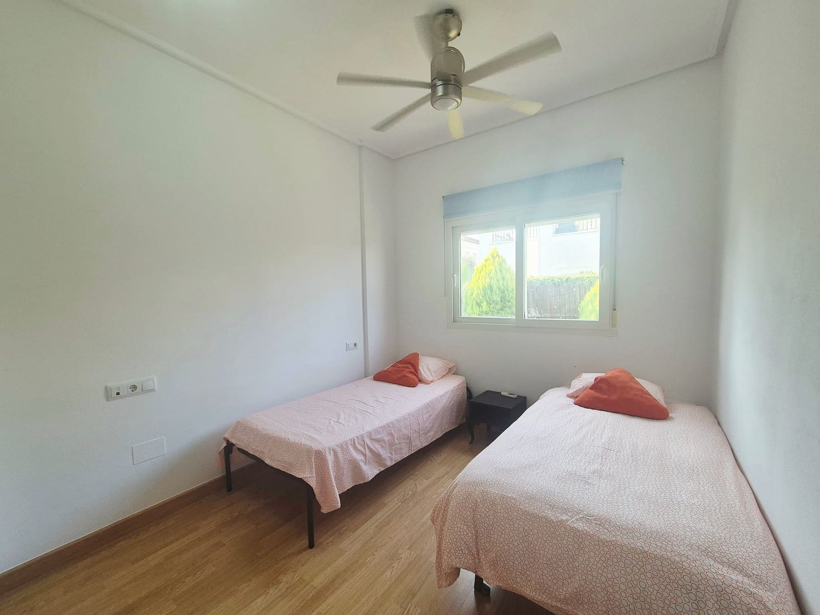 2 sovrum Villa till salu i Roldan med pool garage - 249 999 € (Ref: 9168312)