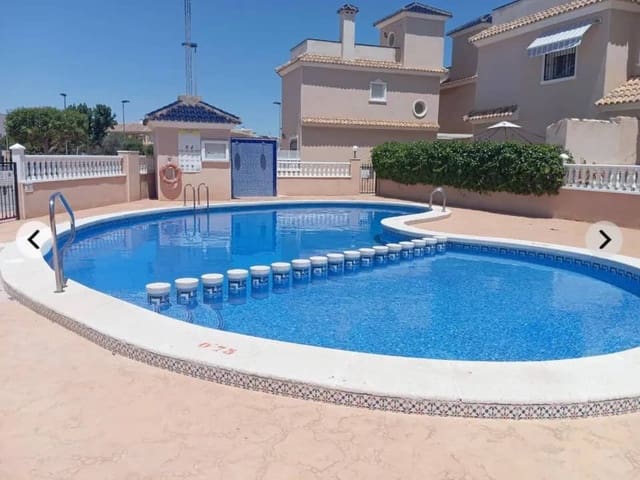 3 bedroom Townhouse for sale in Roda, San Javier with pool garage - € 195,000 (Ref: 9185992)