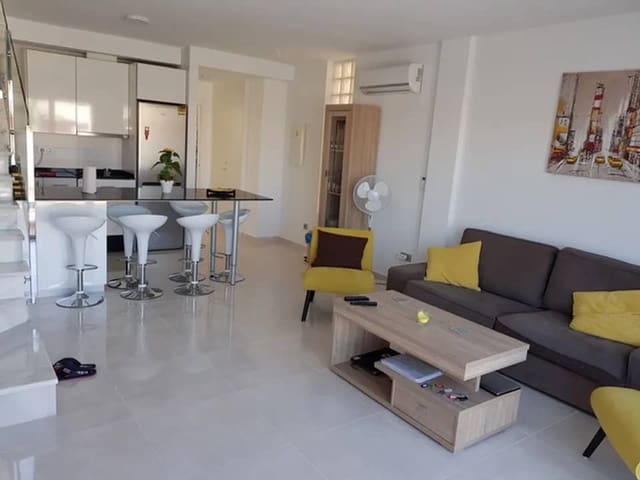 Chalet de 3 habitaciones en Centro, Los Alcázares en venta con piscina garaje - 335.000 € (Ref: 9186630)
