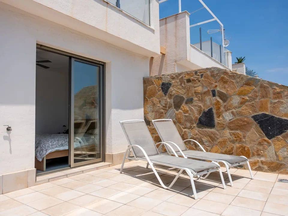 3 quarto Moradia para venda em Los Alcazares com piscina garagem - 335 000 € (Ref: 9186630)