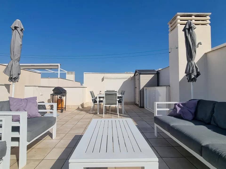 3 quarto Moradia para venda em Los Alcazares com piscina garagem - 335 000 € (Ref: 9186630)