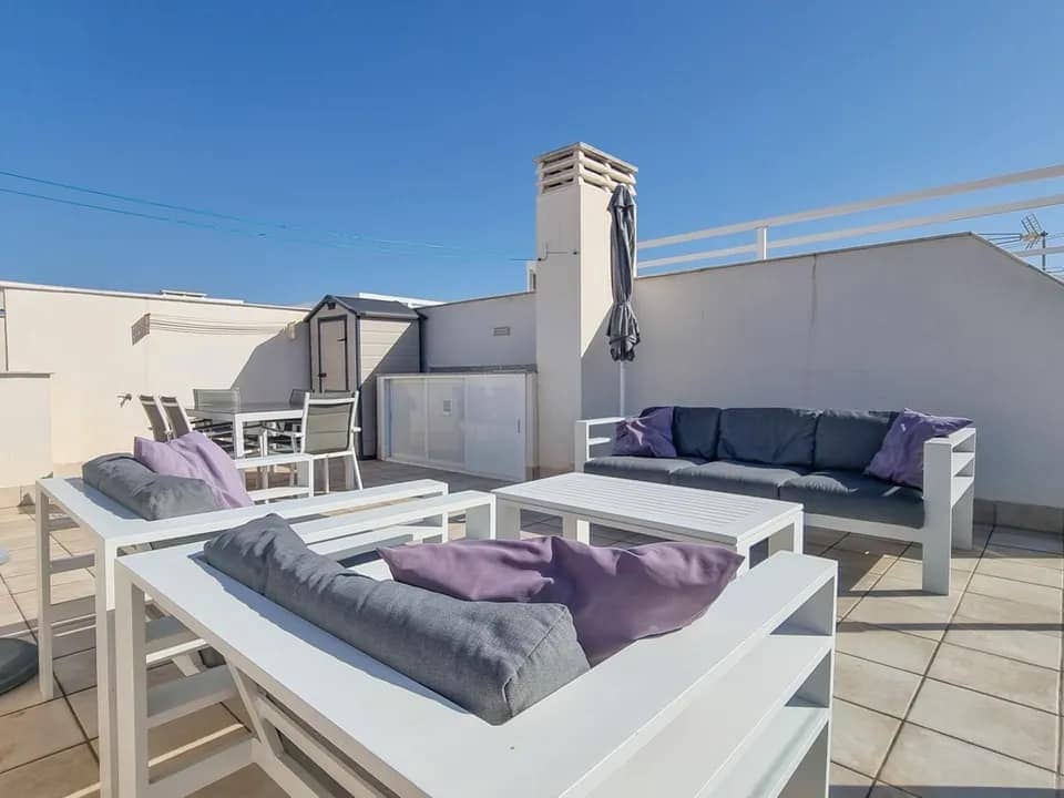 3 quarto Moradia para venda em Los Alcazares com piscina garagem - 335 000 € (Ref: 9186630)