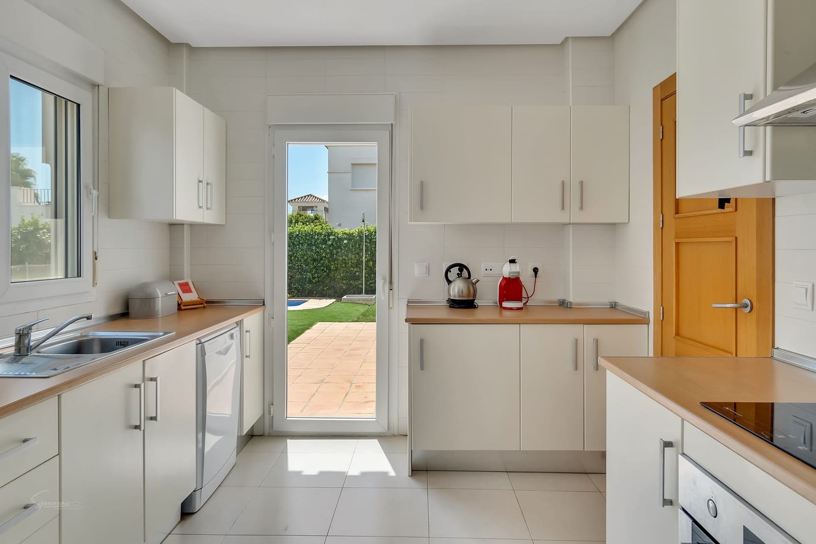 3 sovrum Villa till salu i Roldan med pool garage - 349 999 € (Ref: 9232160)