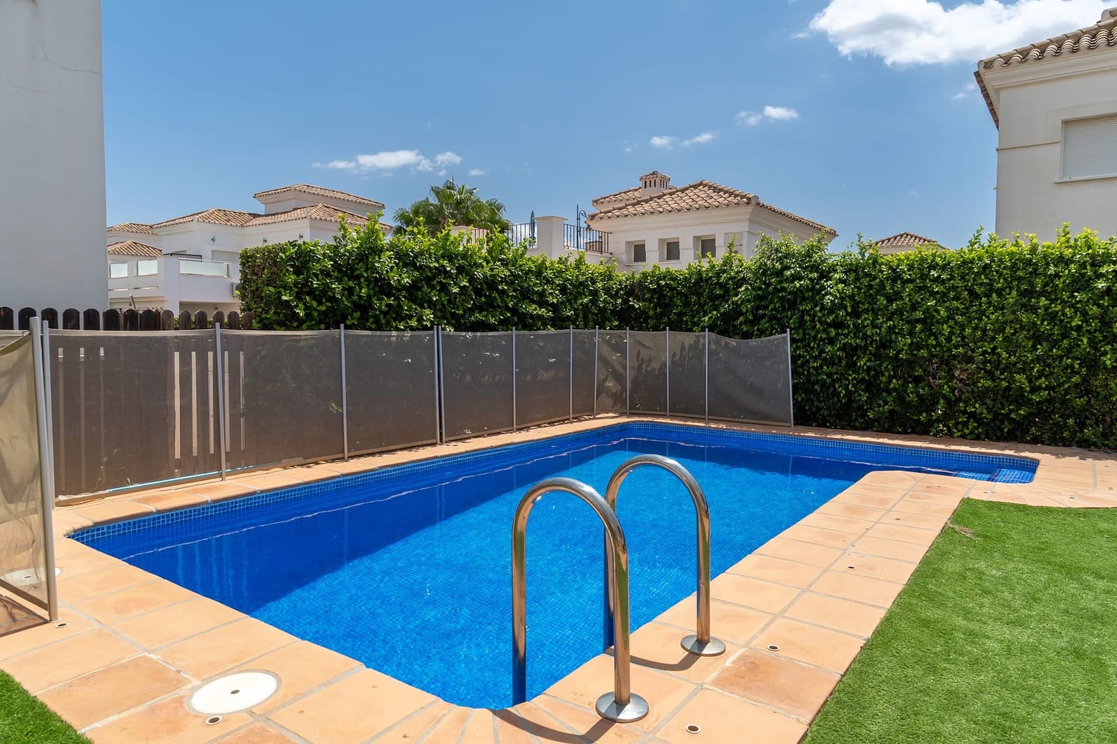 3 sovrum Villa till salu i Roldan med pool garage - 349 999 € (Ref: 9232160)