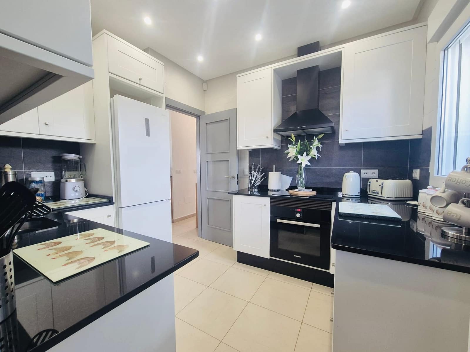 3 soveværelse Villa til salg i La Torre Golf Resort med swimmingpool garage - € 309.999 (Ref: 9263977)