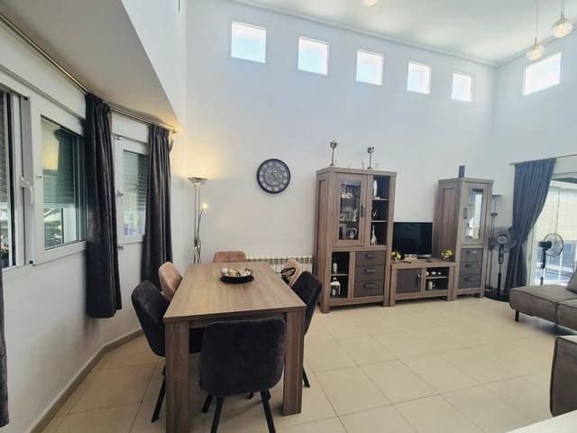 Chalet de 3 habitaciones en La Torre Golf Resort, Torre-Pacheco en venta con piscina garaje - 309.999 € (Ref: 9263977)