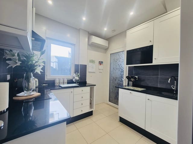 Chalet de 3 habitaciones en La Torre Golf Resort, Torre-Pacheco en venta con piscina garaje - 309.999 € (Ref: 9263977)