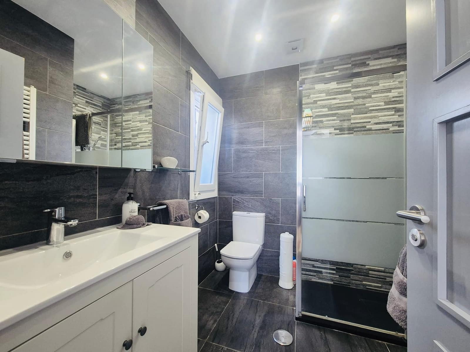 3 soveværelse Villa til salg i La Torre Golf Resort med swimmingpool garage - € 309.999 (Ref: 9263977)