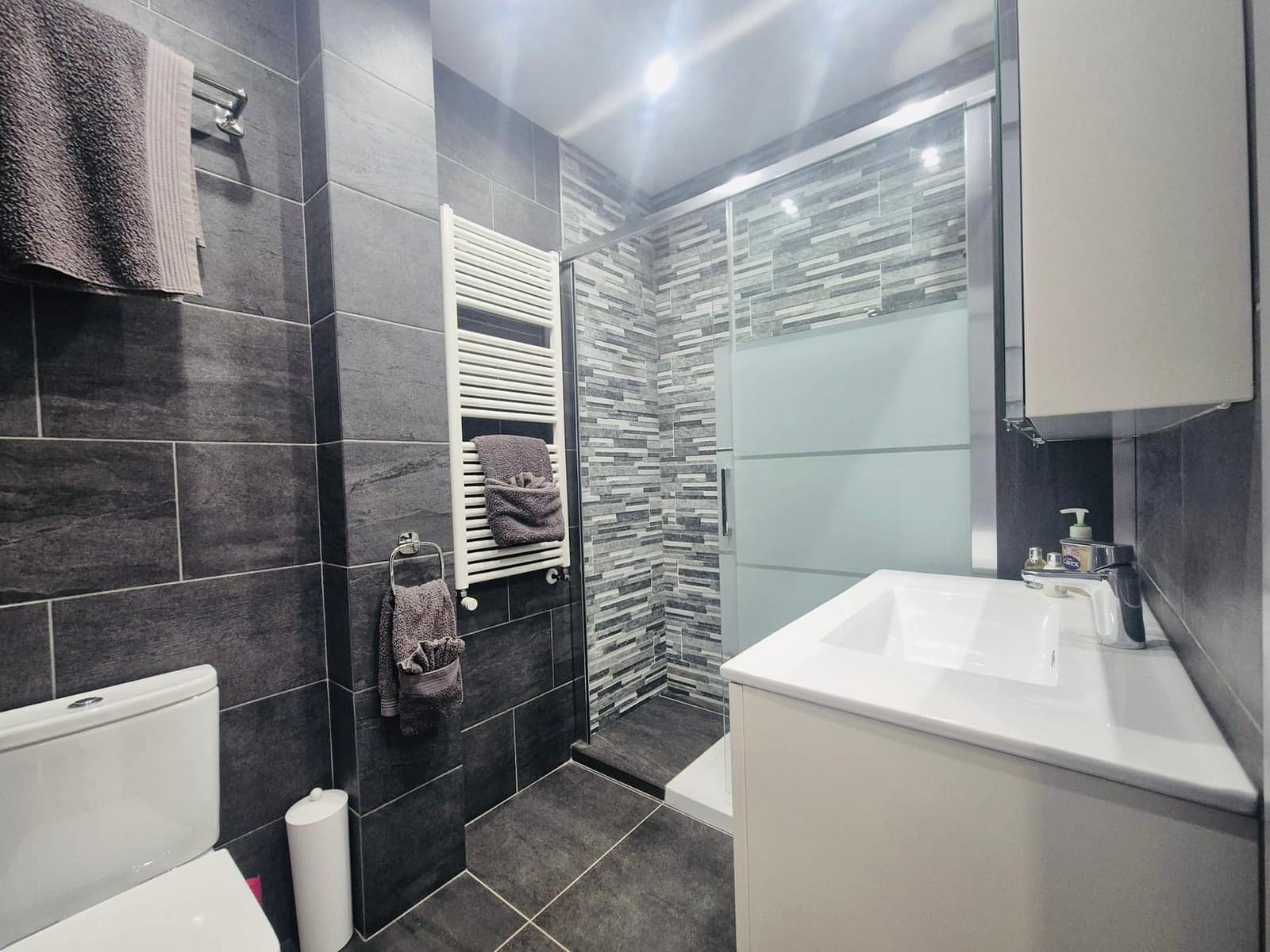 3 soveværelse Villa til salg i La Torre Golf Resort med swimmingpool garage - € 309.999 (Ref: 9263977)