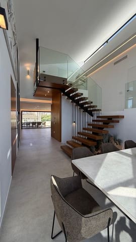 4 quarto Moradia para venda em La Manga del Mar Menor com piscina garagem - 1 335 000 € (Ref: 9275720)