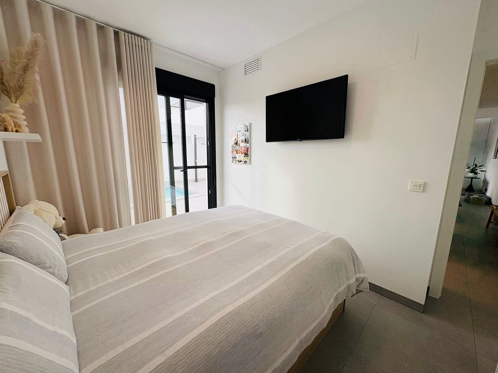 2 bedroom Villa for sale in Roldan with pool garage - € 324,999 (Ref: 9325916)