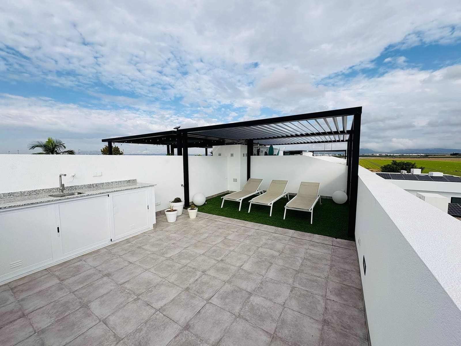 2 bedroom Villa for sale in Roldan with pool garage - € 324,999 (Ref: 9325916)