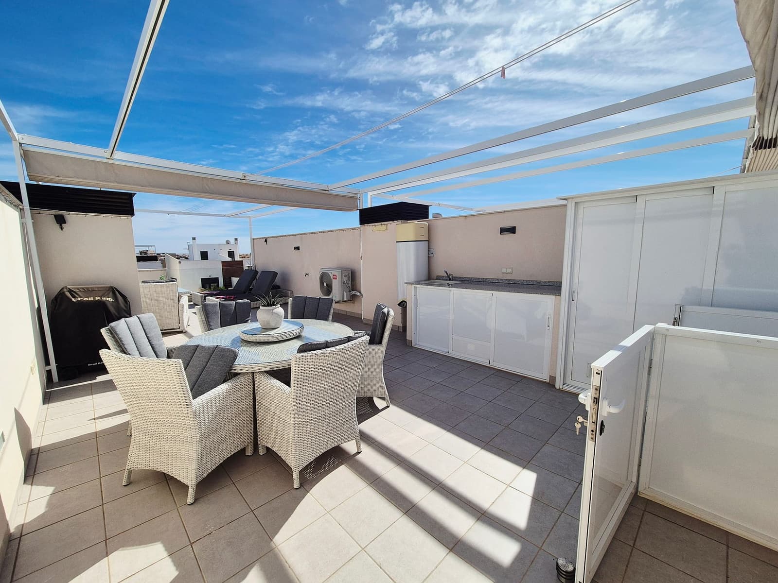 2 slaapkamer Appartement te koop in San Javier met zwembad garage - € 265.000 (Ref: 9353122)