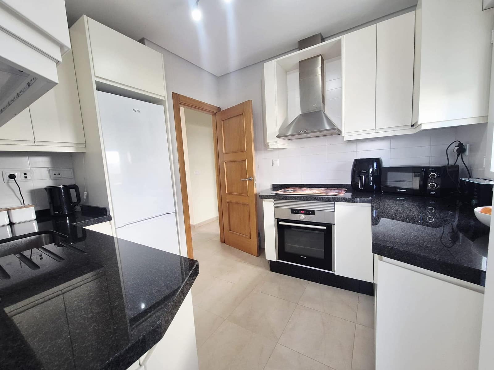 3 slaapkamer Villa te koop in Roldan met zwembad garage - € 259.999 (Ref: 9355458)