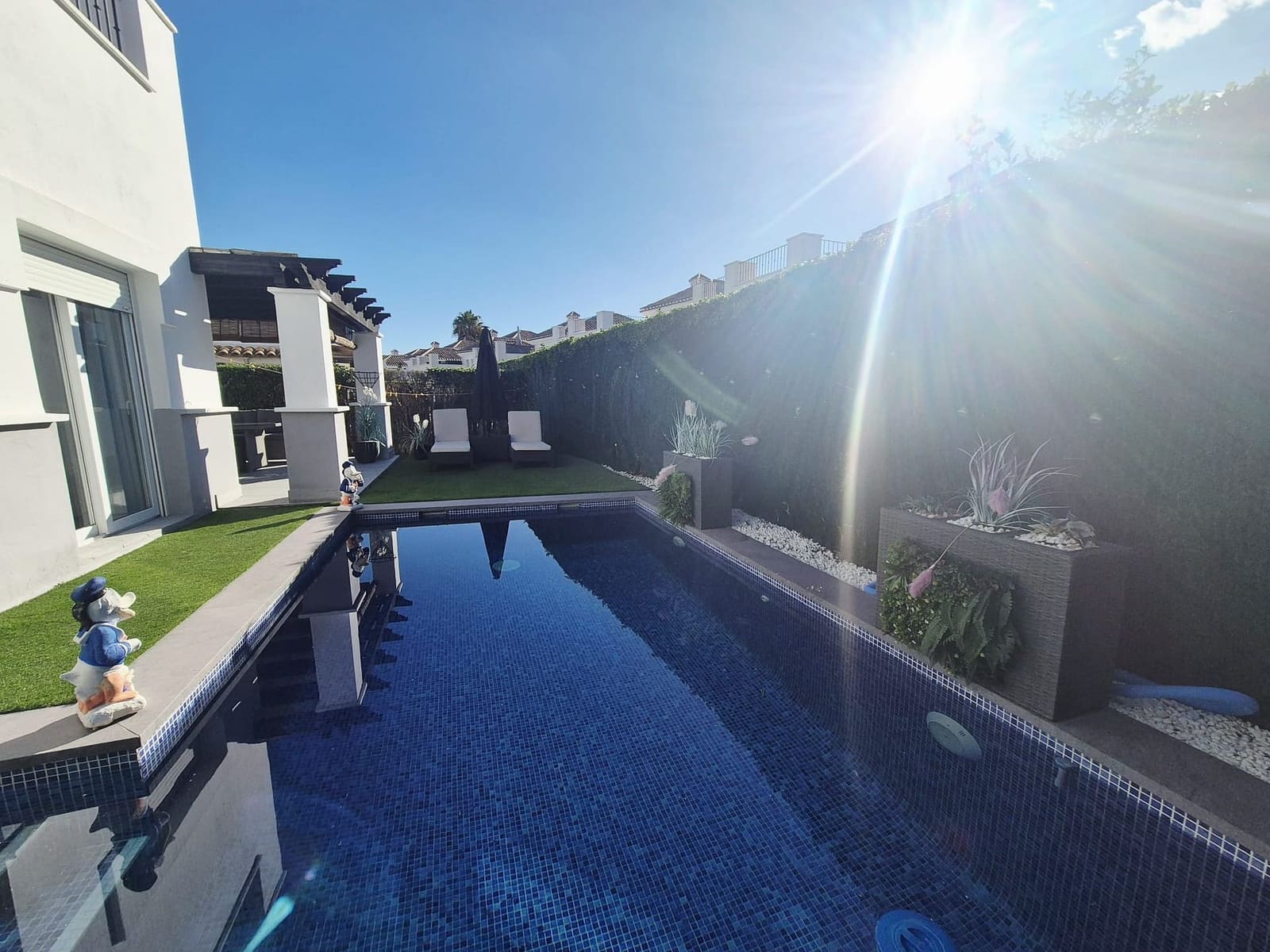 3 slaapkamer Villa te koop in Roldan met zwembad garage - € 259.999 (Ref: 9355458)