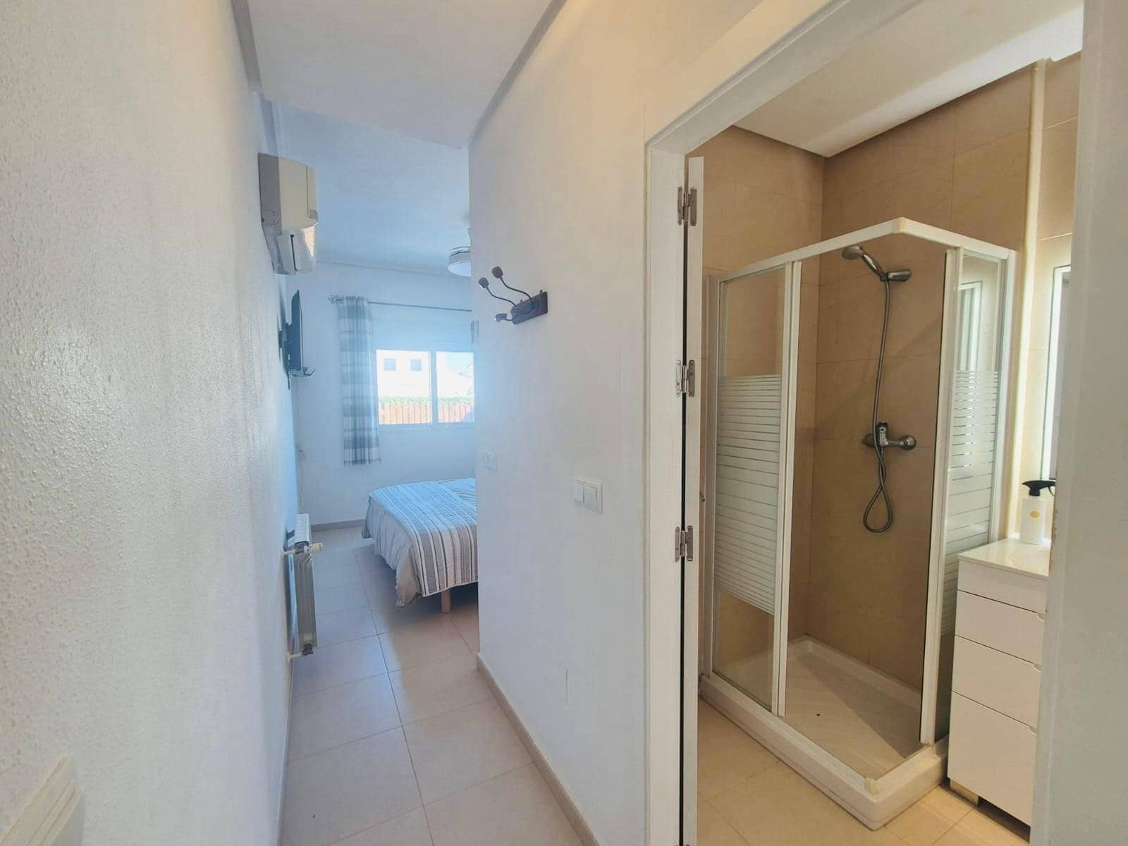 2 camera da letto Villa in vendita in Roldan con piscina - 264.999 € (Rif: 9385204)