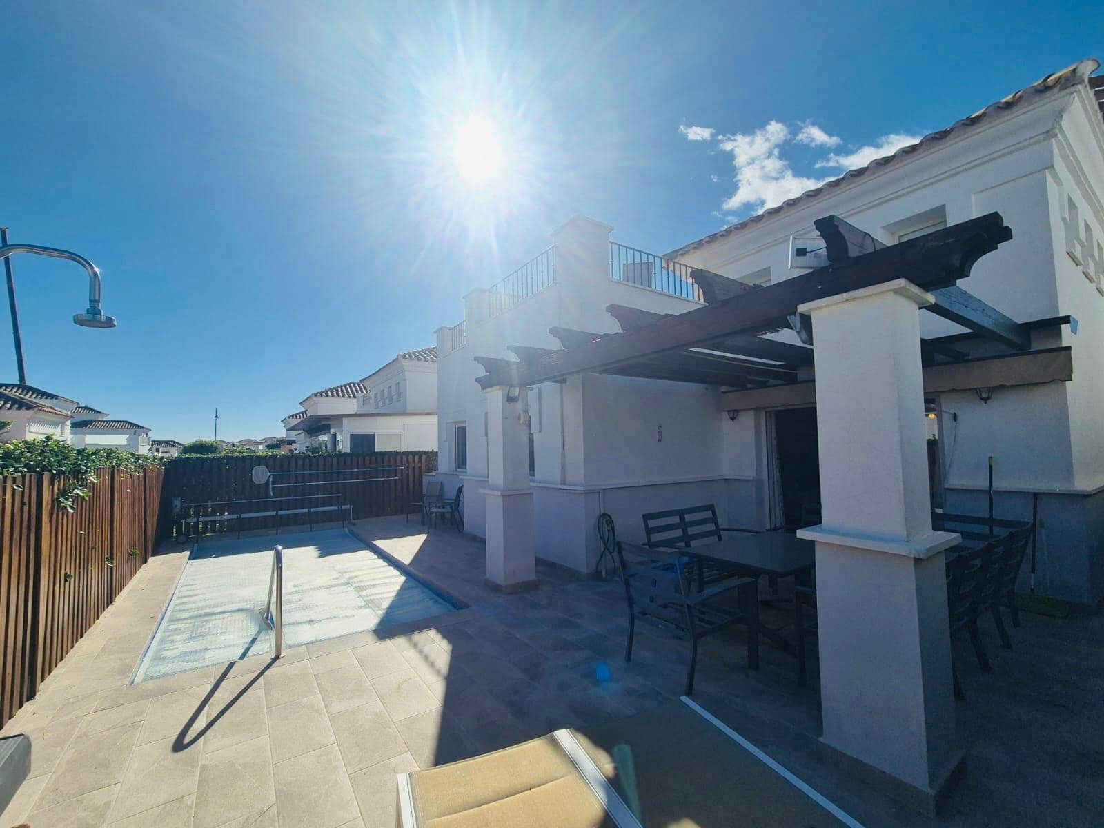 2 camera da letto Villa in vendita in Roldan con piscina - 264.999 € (Rif: 9385204)