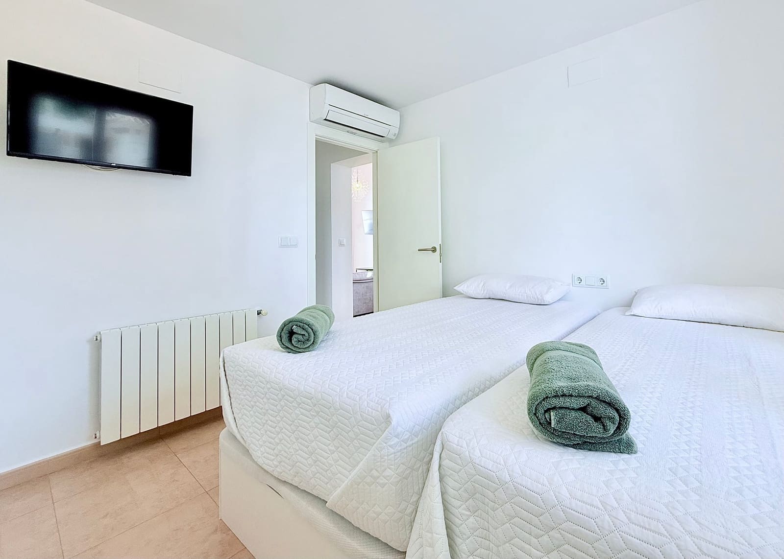 2 bedroom Villa for sale in Mar Menor Golf Resort with pool - € 279,950 (Ref: 9412816)