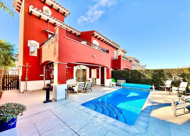 2 camera da letto Villa in vendita in Mar Menor Golf Resort, Torre-Pacheco con piscina - 299.950 € (Rif: 9415385)