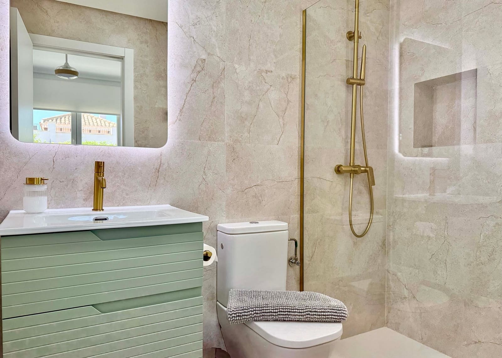 2 bedroom Villa for sale in Mar Menor Golf Resort with pool garage - € 365,000 (Ref: 9415389)