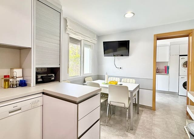 4 camera da letto Villa in vendita in Mar Menor Golf Resort, Torre-Pacheco con piscina garage - 599.950 € (Rif: 9420473)