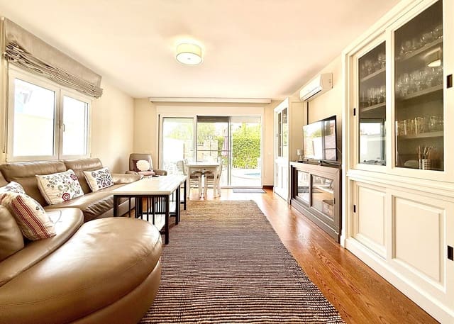 4 camera da letto Villa in vendita in Mar Menor Golf Resort, Torre-Pacheco con piscina garage - 599.950 € (Rif: 9420473)